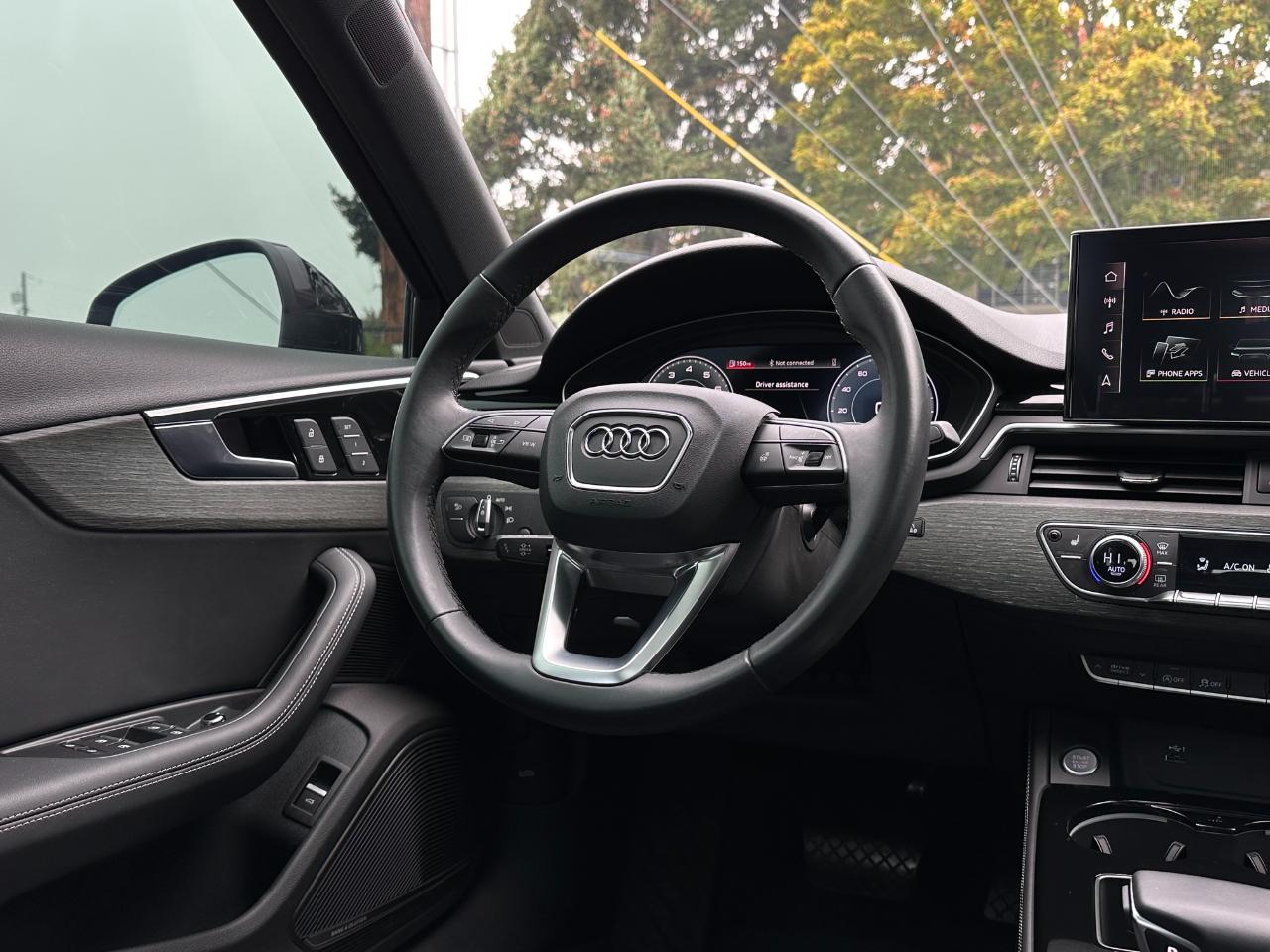 Audi A4 Sedan  2021