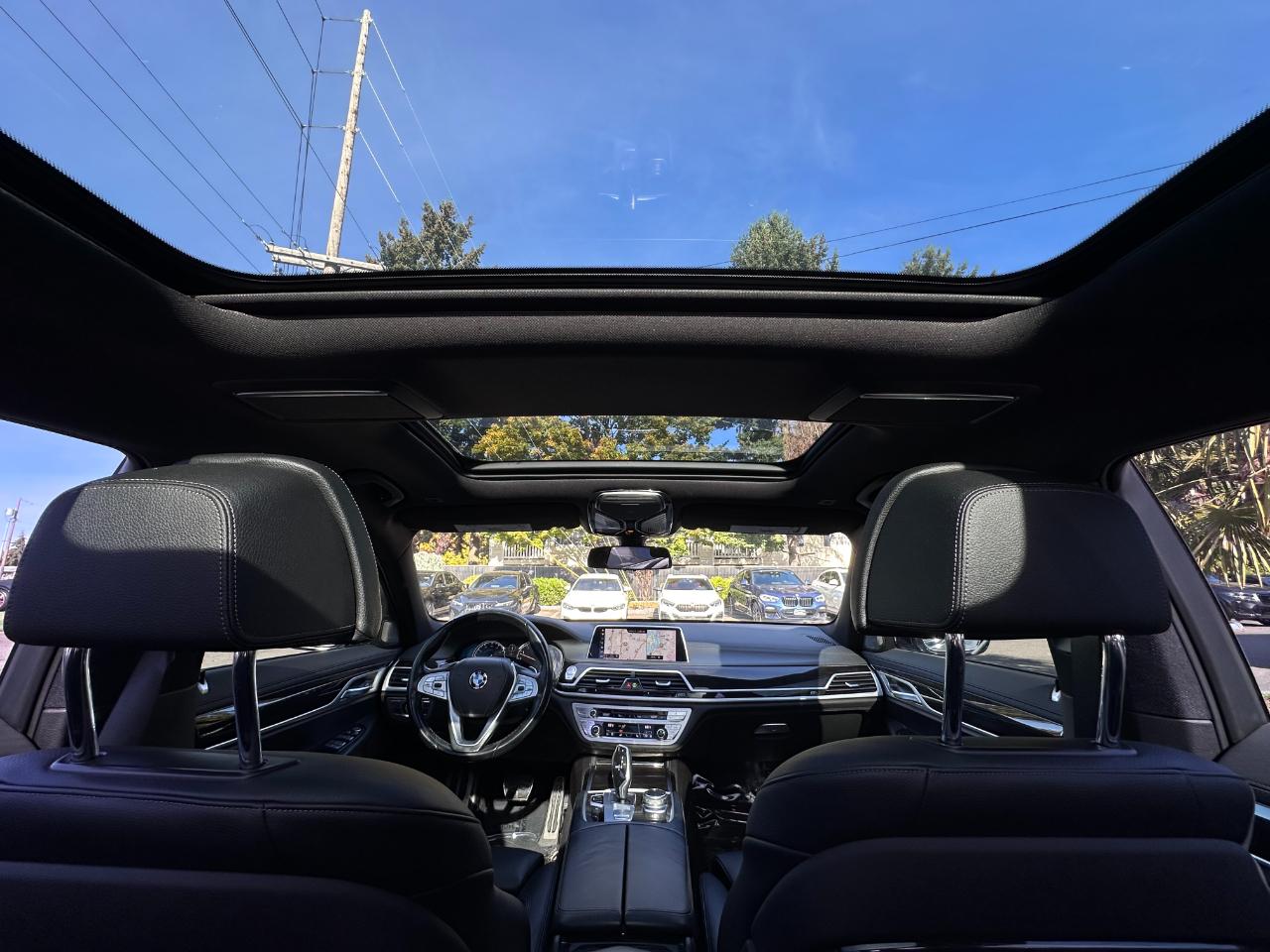 BMW 7 Series 740i Sedan 2019