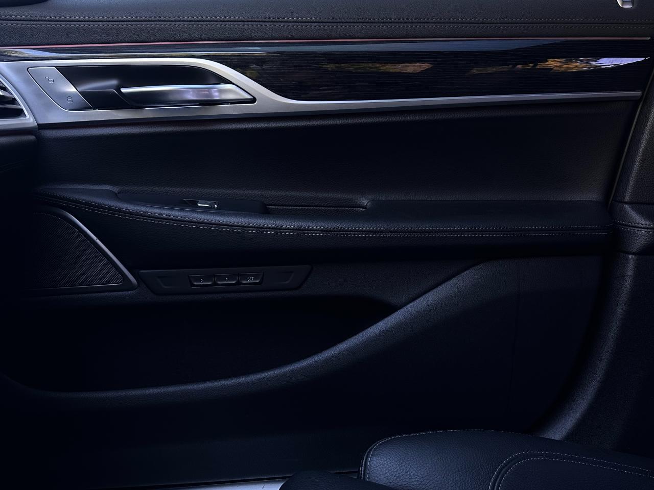 BMW 7 Series 740i Sedan 2019