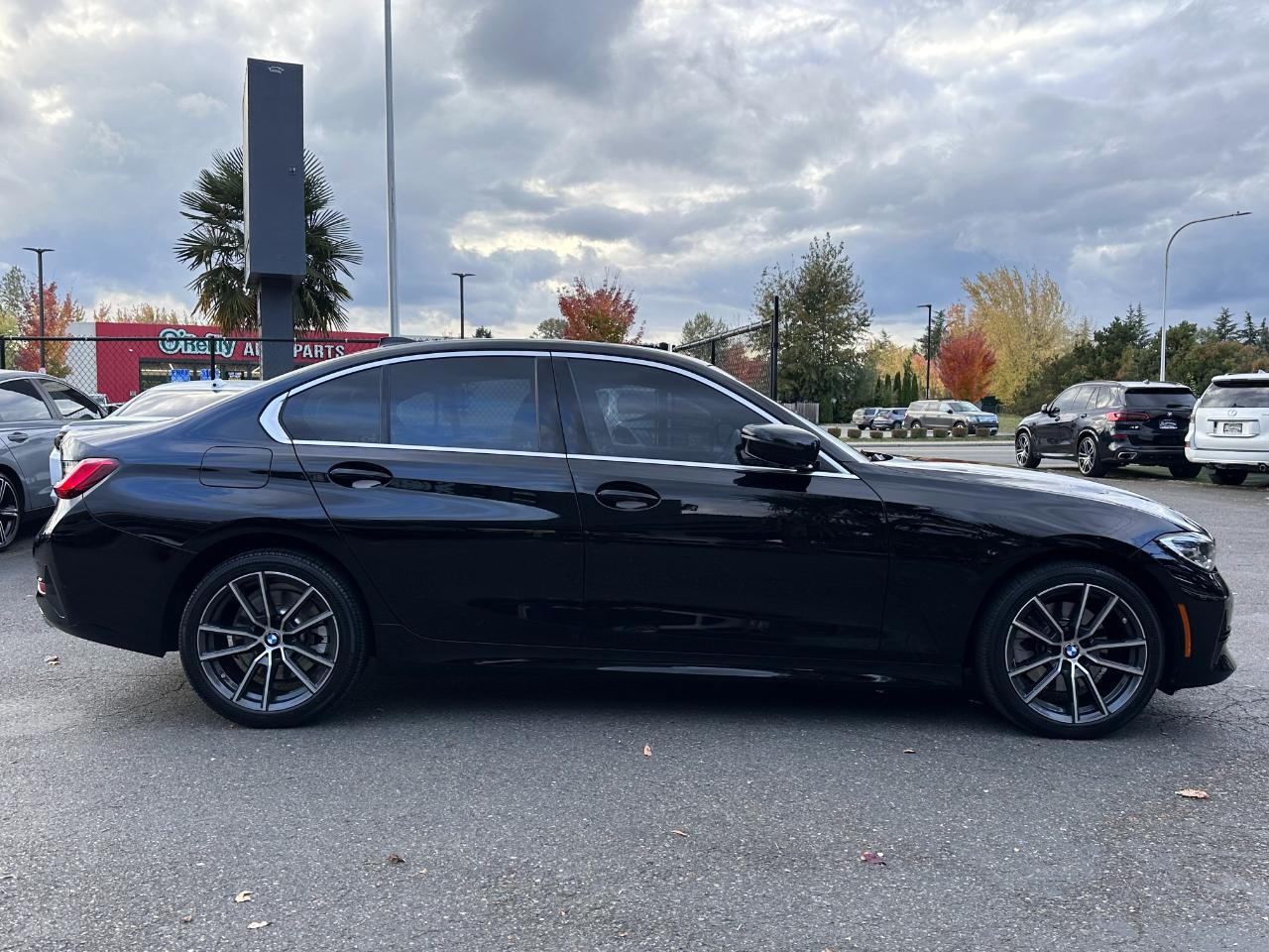 BMW 3 Series 330i xDrive Sedan 2019