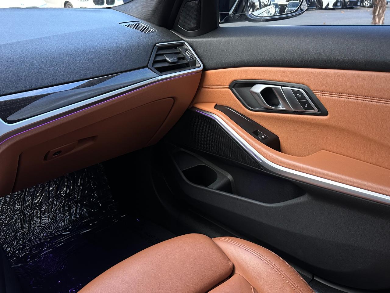 BMW 3 Series 330i xDrive Sedan 2019