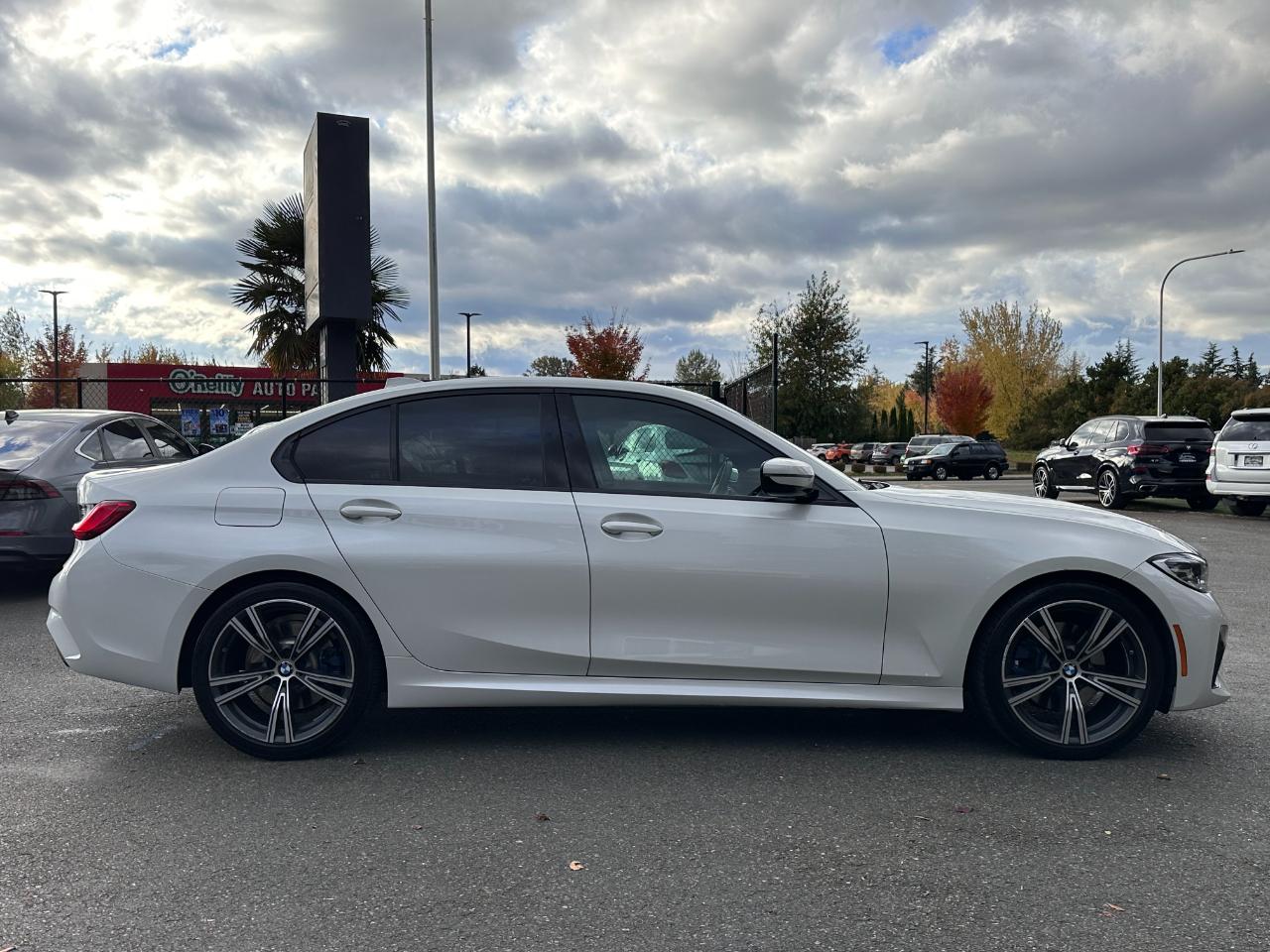 BMW 3 Series  2020