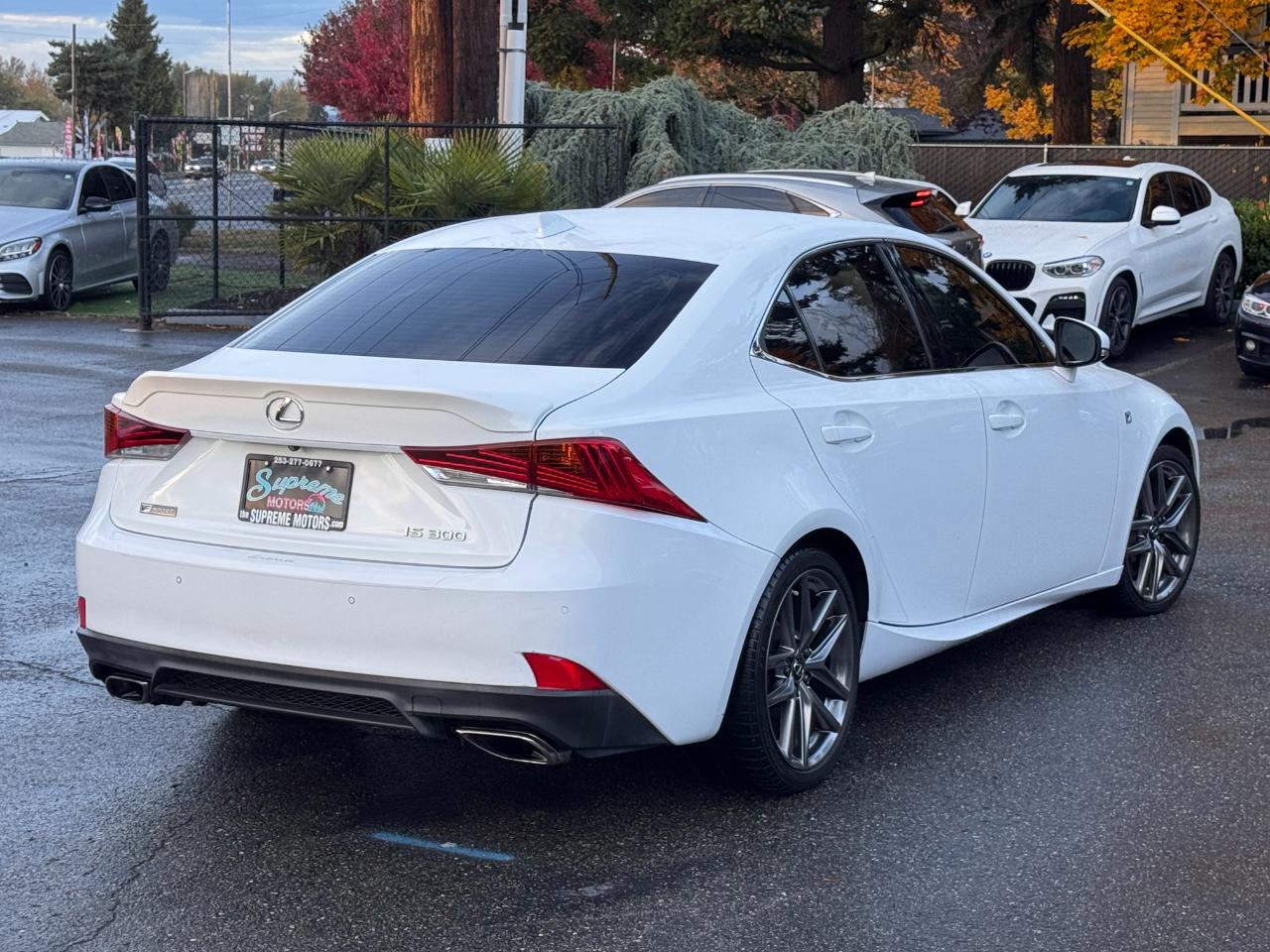 Lexus IS  2019
