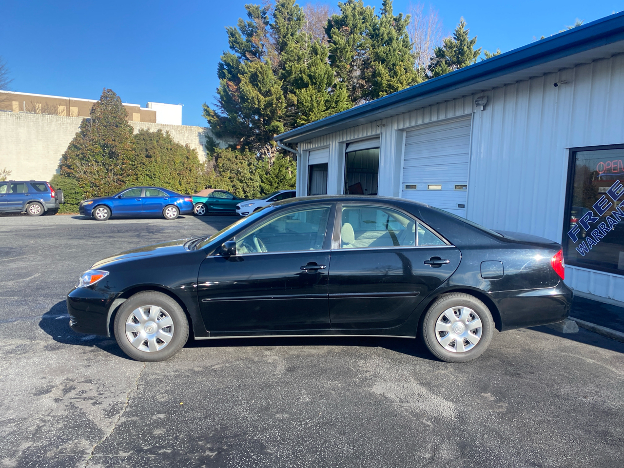 Toyota Camry LE 2004