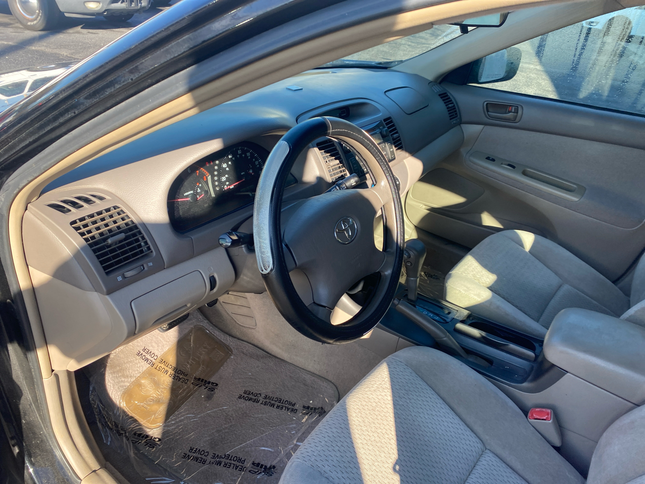 Toyota Camry LE 2004