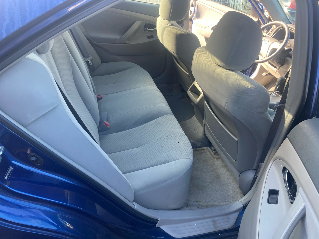 Toyota Camry SE 5-Spd AT 2009