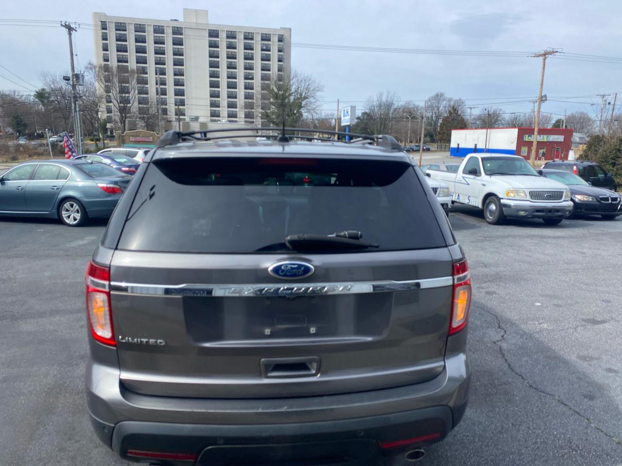 Ford Explorer Limited FWD 2011