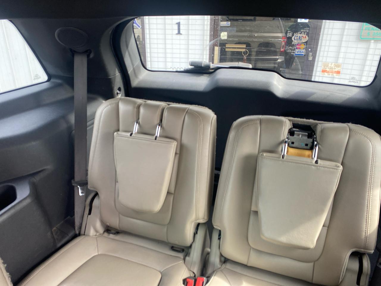 Ford Explorer Limited FWD 2011