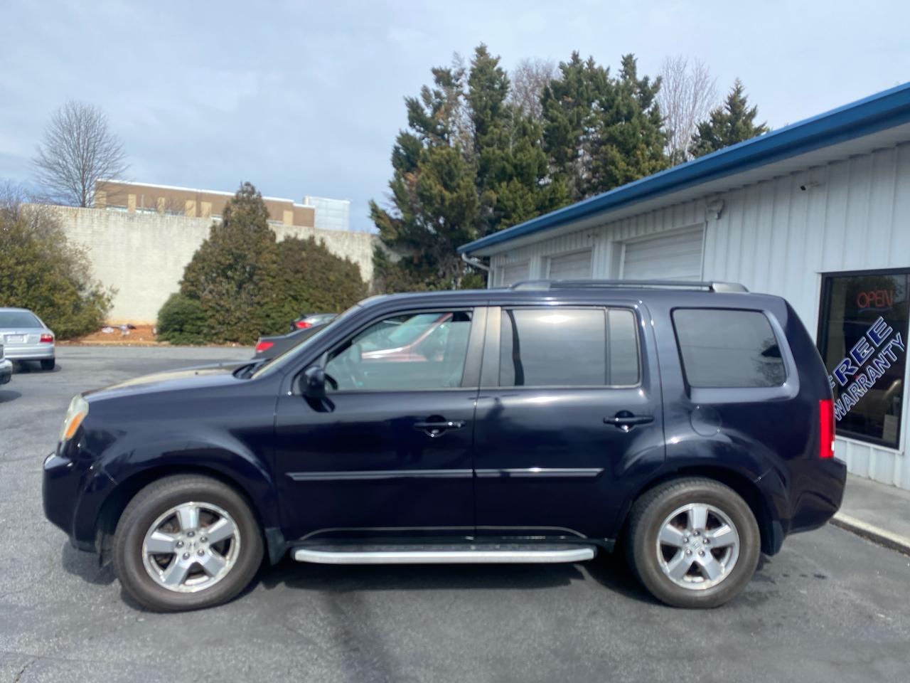 Honda Pilot EX-L 4WD 5-Spd AT 2011