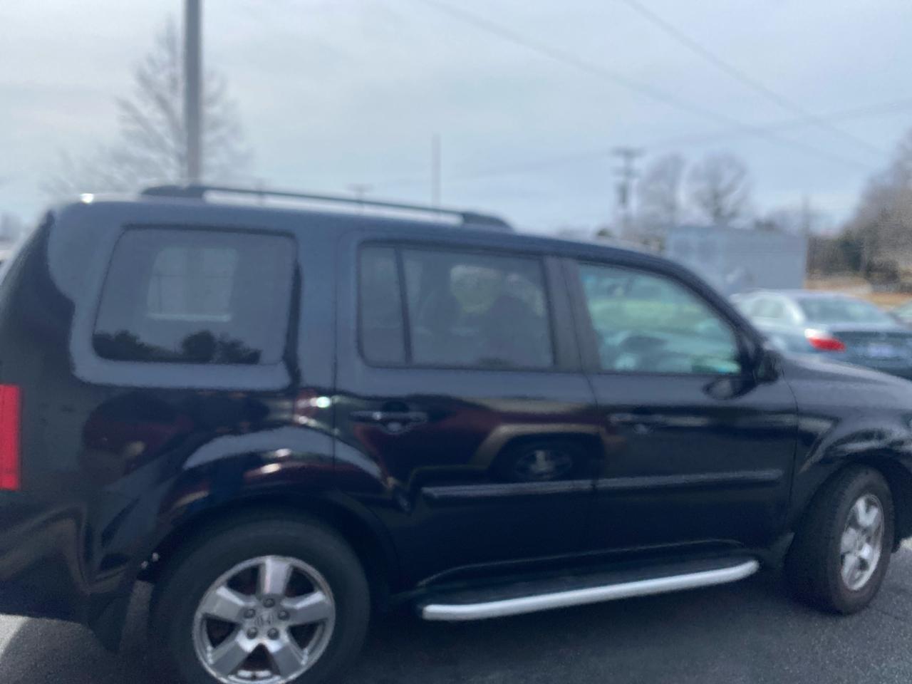 Honda Pilot EX-L 4WD 5-Spd AT 2011