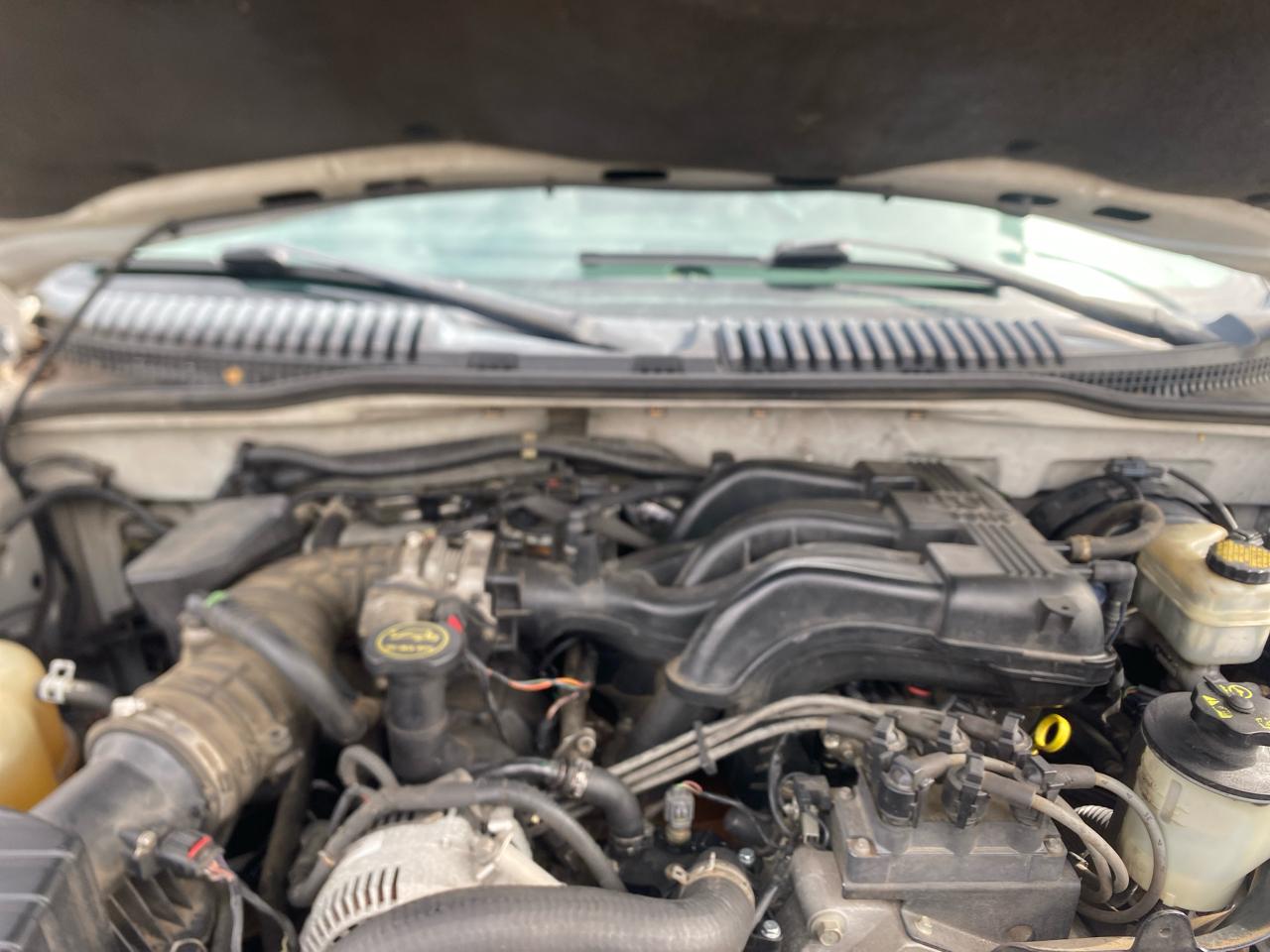 Ford Explorer XLT 4.0L 4WD 2005