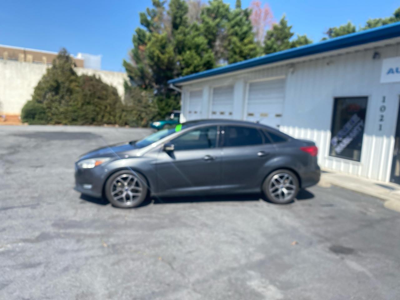 Ford Focus SEL Sedan 2017