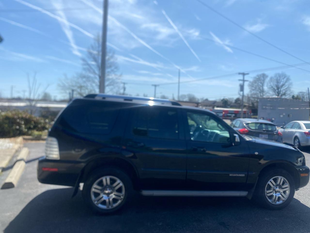 Mercury Mountaineer Premier 4.6L AWD 2010