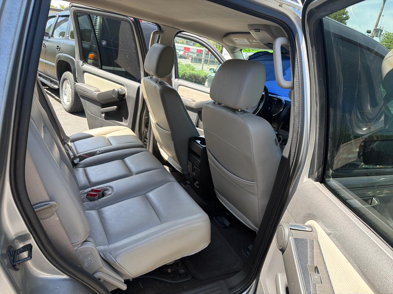 Ford Explorer  2008