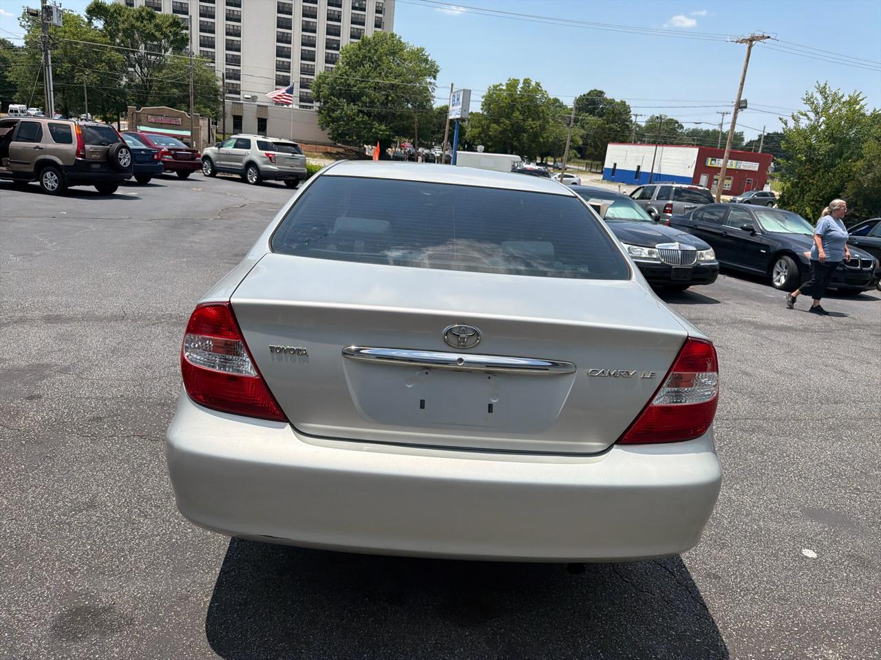 Toyota Camry LE 2003