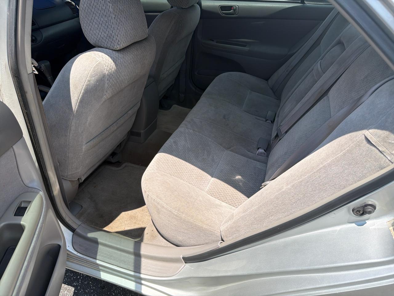 Toyota Camry LE 2003