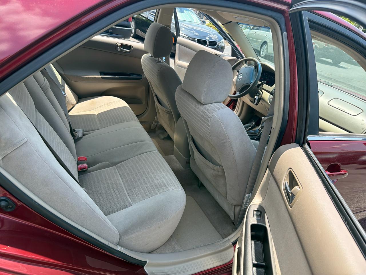 Toyota Camry LE 2005