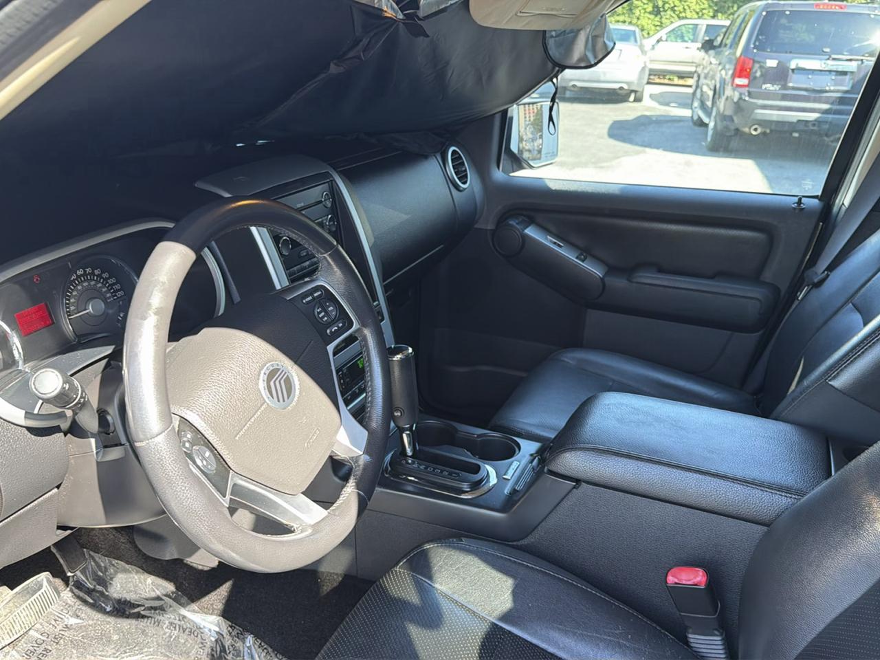 Mercury Mountaineer Premier 4.6L AWD 2010