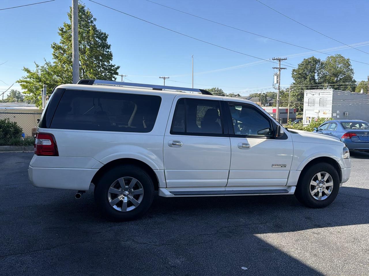 Ford Expedition EL Limited 2WD 2007