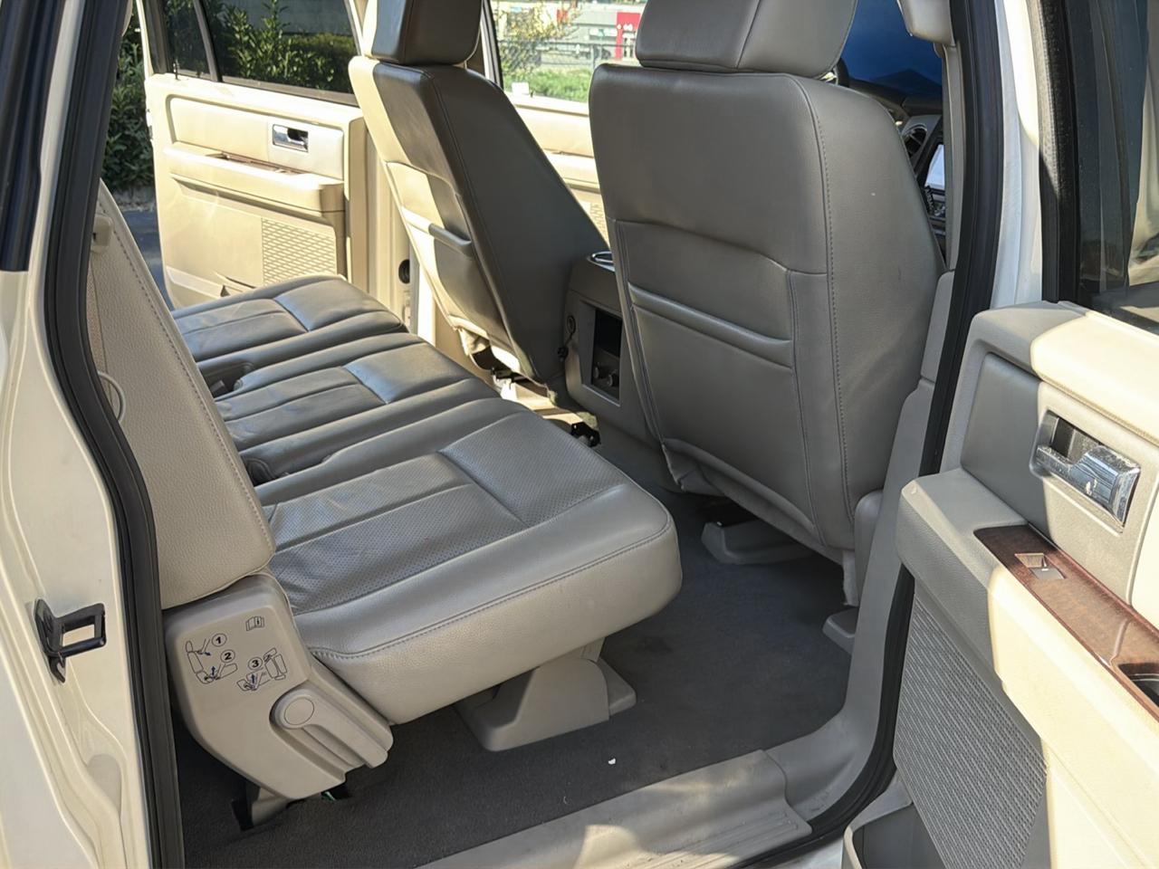Ford Expedition EL Limited 2WD 2007