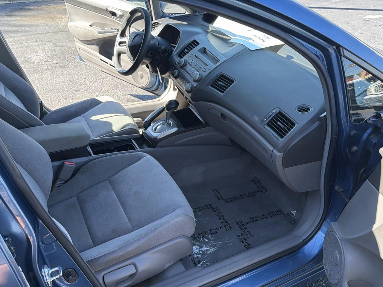 Honda Civic LX Sedan AT 2008
