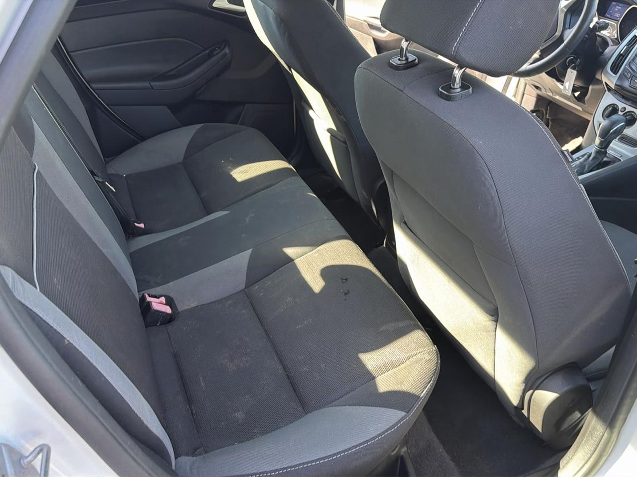Ford Focus SE Sedan 2014