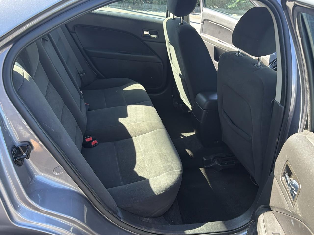 Ford Fusion V6 SE 2007