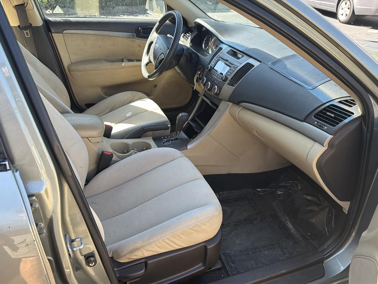 Hyundai Sonata GLS 2010