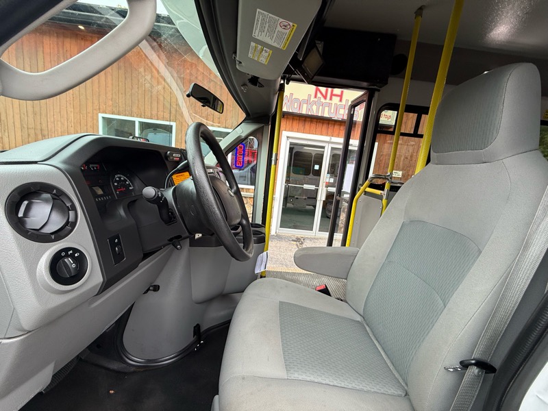 Ford Econoline  2016 Ford Econoline  2016