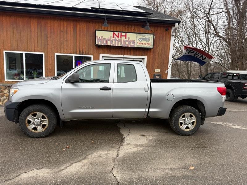 Toyota Tundra  2013