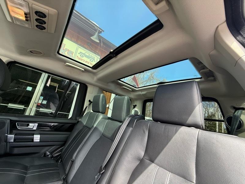 Land Rover LR4  2016