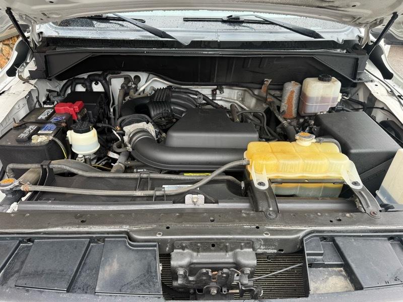 Nissan NV Cargo 1500 SV 2021