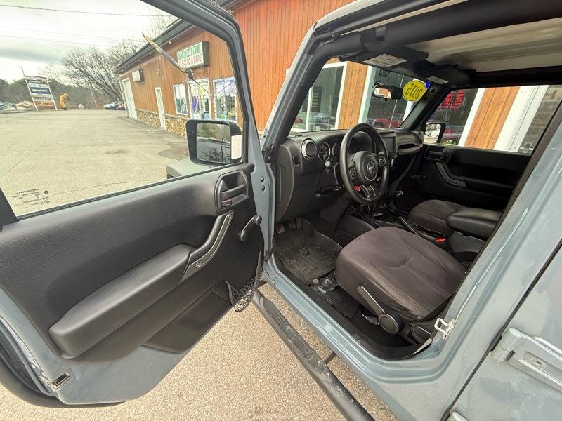Jeep Wrangler Unlimited Sport 4WD 2015
