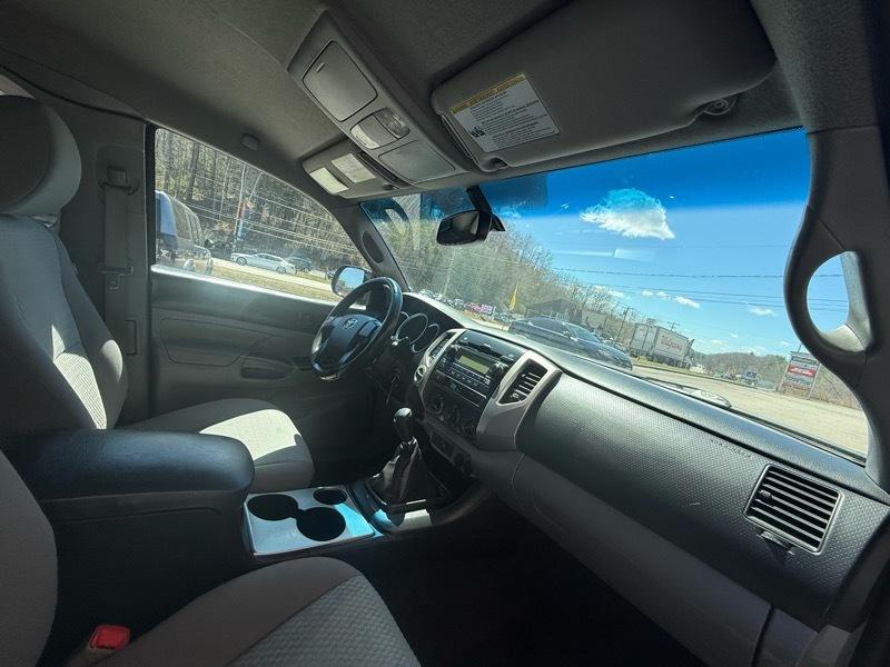 Toyota Tacoma  2012