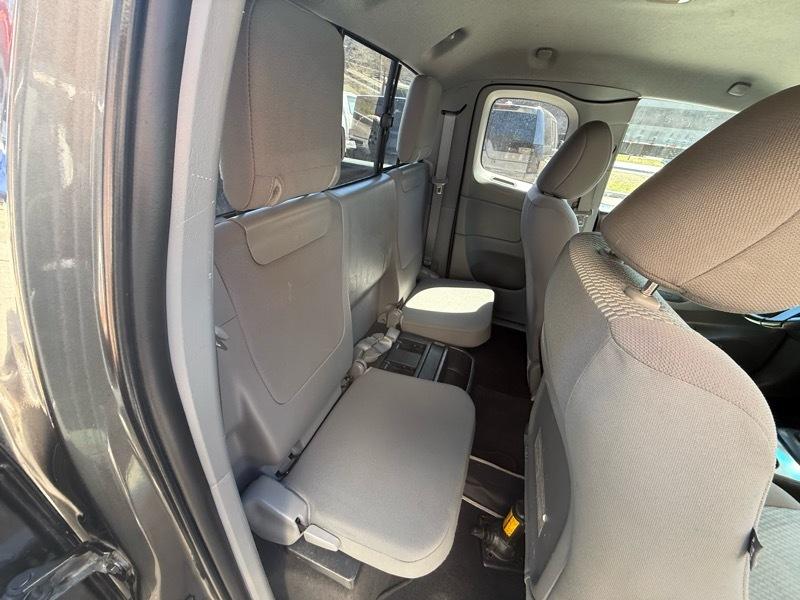 Toyota Tacoma  2012