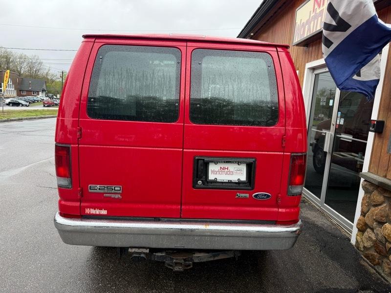 Ford Econoline  2013