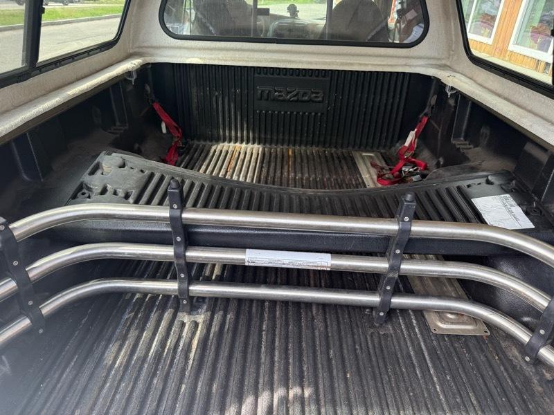 Mazda Truck B4000 Cab Plus 4WD 2002