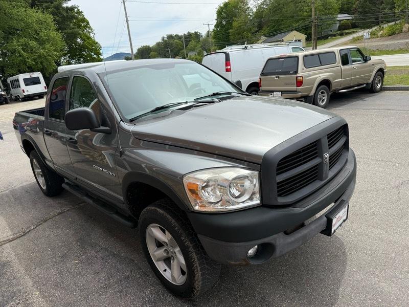 Dodge Ram 1500 ST Quad Cab Short Bed 4WD 2007