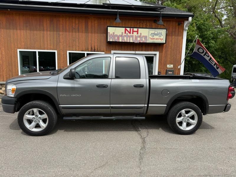 Dodge Ram 1500 ST Quad Cab Short Bed 4WD 2007