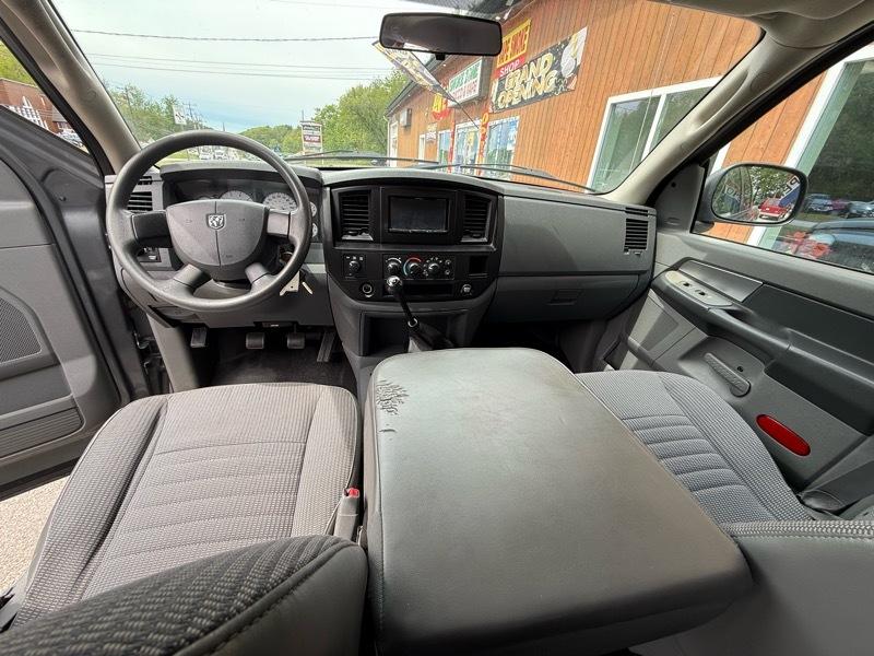 Dodge Ram 1500 ST Quad Cab Short Bed 4WD 2007