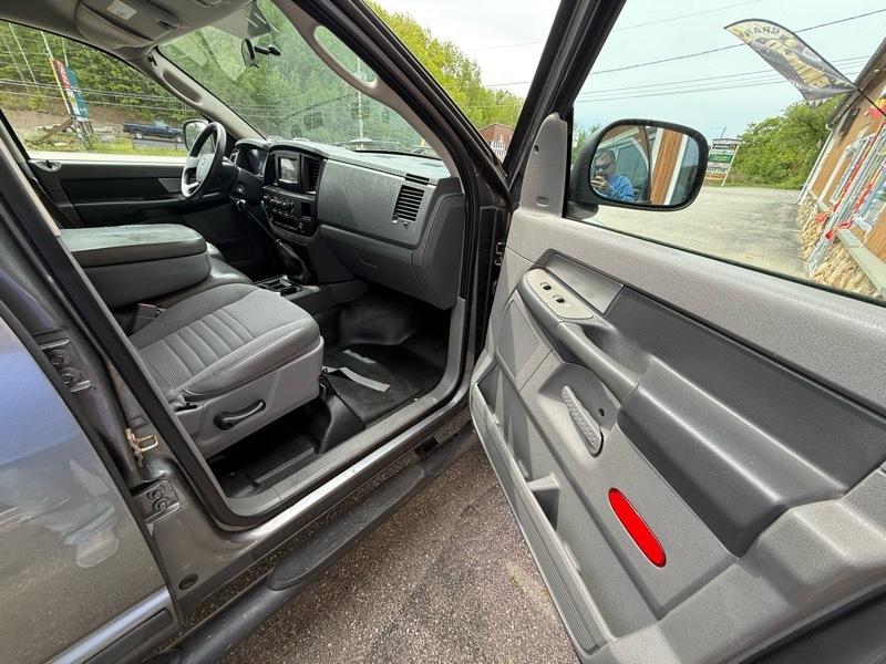 Dodge Ram 1500 ST Quad Cab Short Bed 4WD 2007