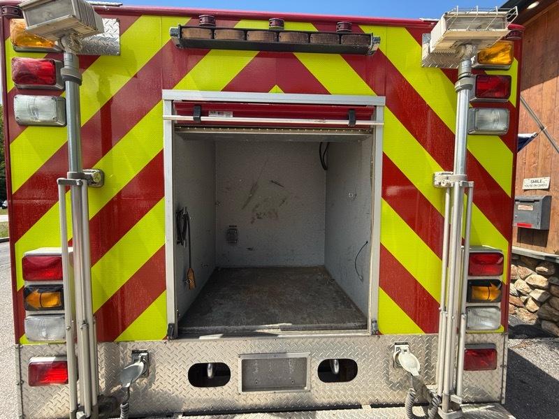 Ford F-550  2003