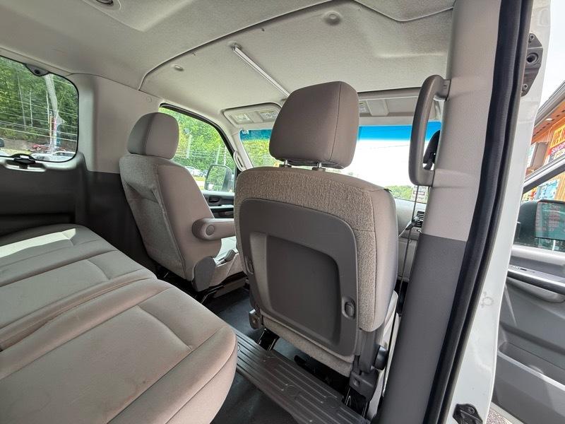 Nissan NV Passenger  2014