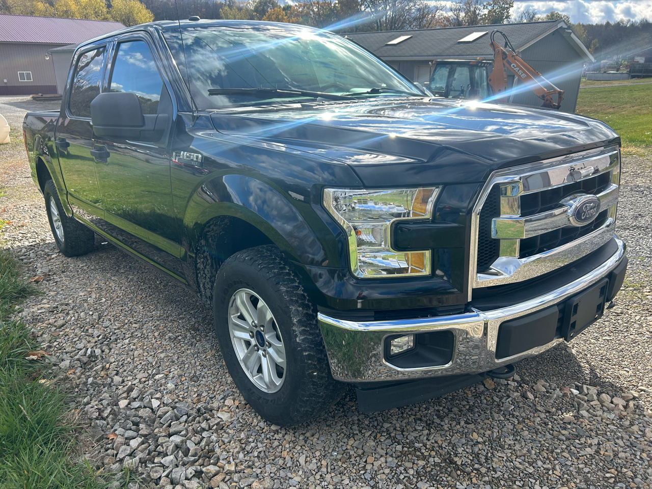 Ford F-150 4WD SuperCab 145" XLT 2017