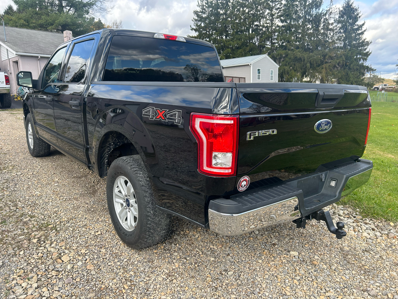 Ford F-150 4WD SuperCab 145" XLT 2017