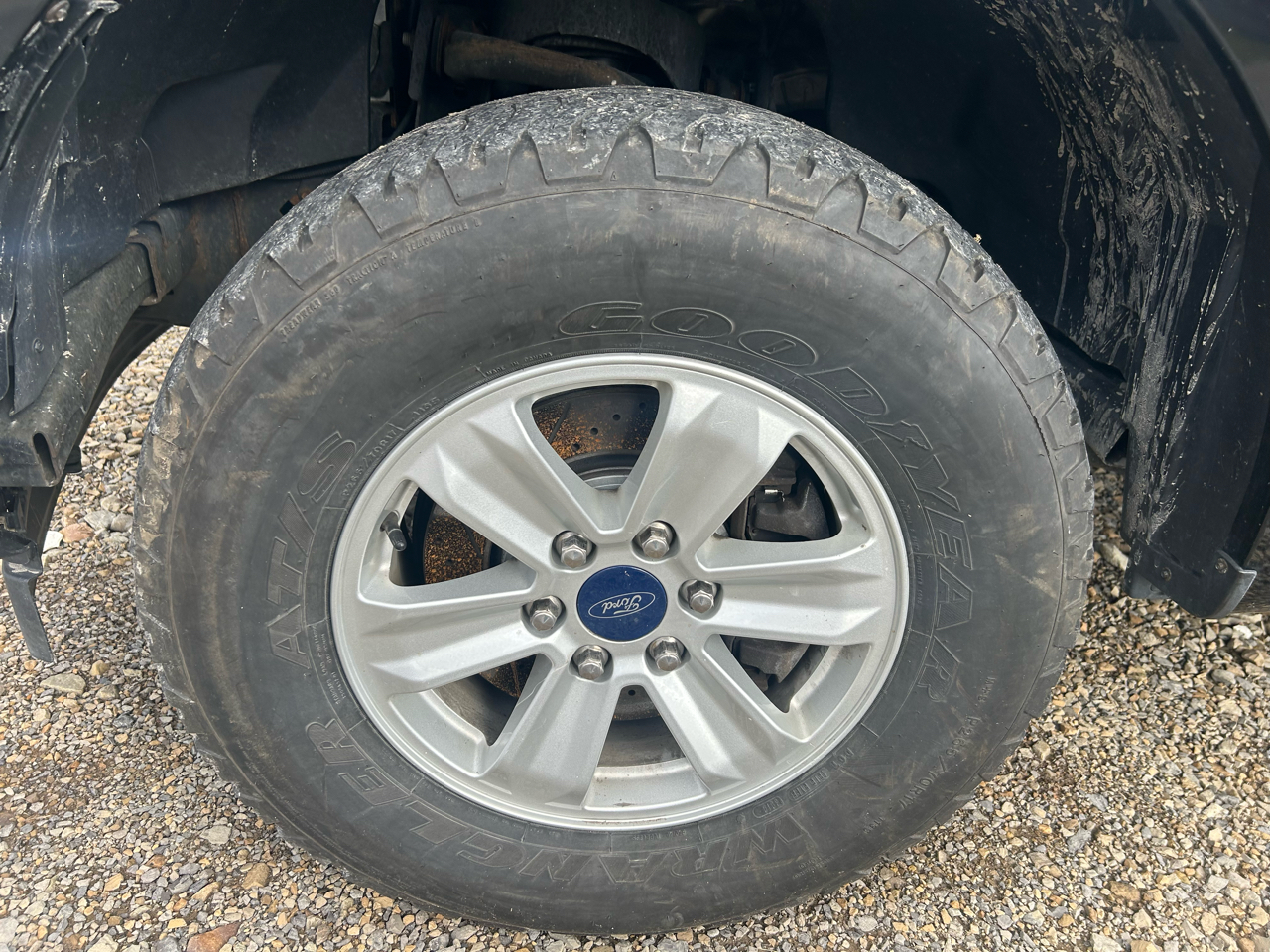 Ford F-150 4WD SuperCab 145" XLT 2017