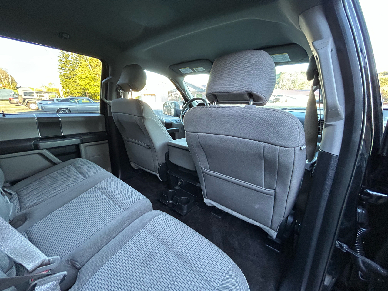 Ford F-150 4WD SuperCab 145" XLT 2017