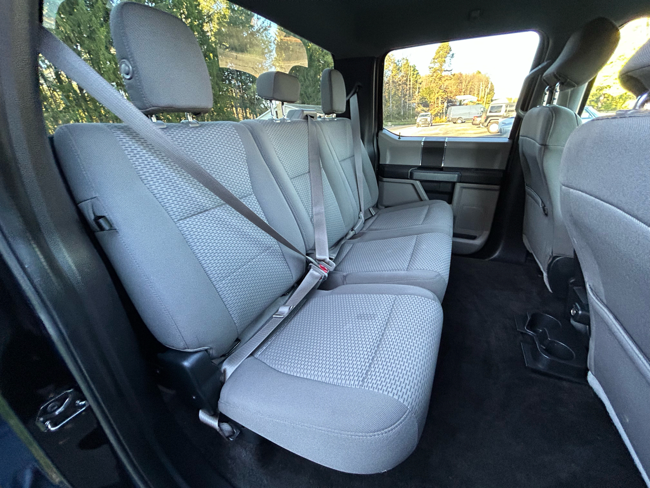 Ford F-150 4WD SuperCab 145" XLT 2017