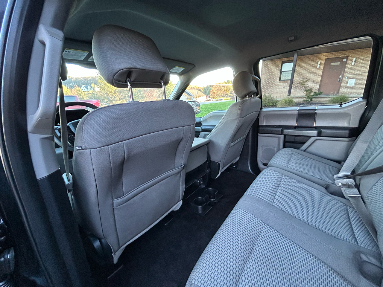 Ford F-150 4WD SuperCab 145" XLT 2017