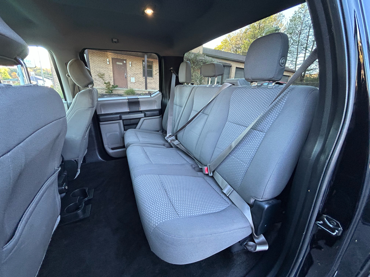 Ford F-150 4WD SuperCab 145" XLT 2017